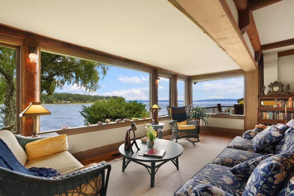 Murden Cove Waterfront Retreat: 3Br Oasis & Kayaks Villa Bainbridge Island Eksteriør billede