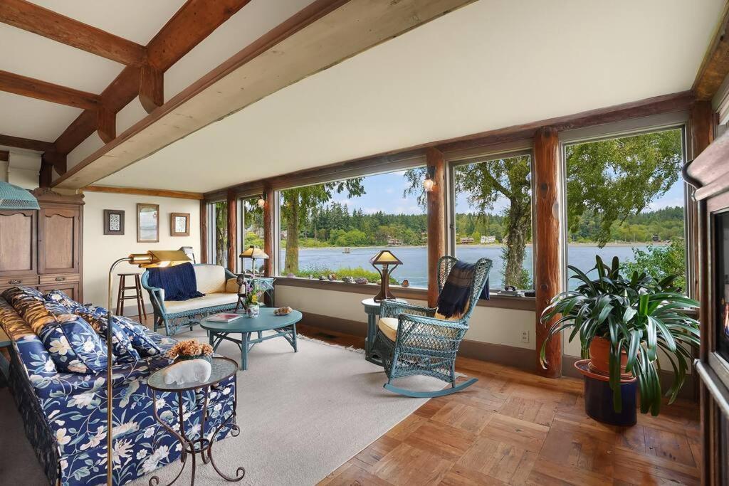 Murden Cove Waterfront Retreat: 3Br Oasis & Kayaks Villa Bainbridge Island Eksteriør billede